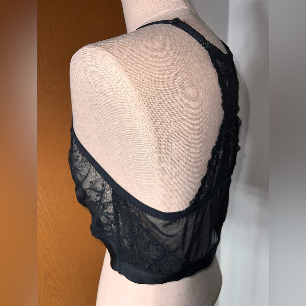 Torrid size 2 .🌺🍀🌺 - Picture 5 of 6